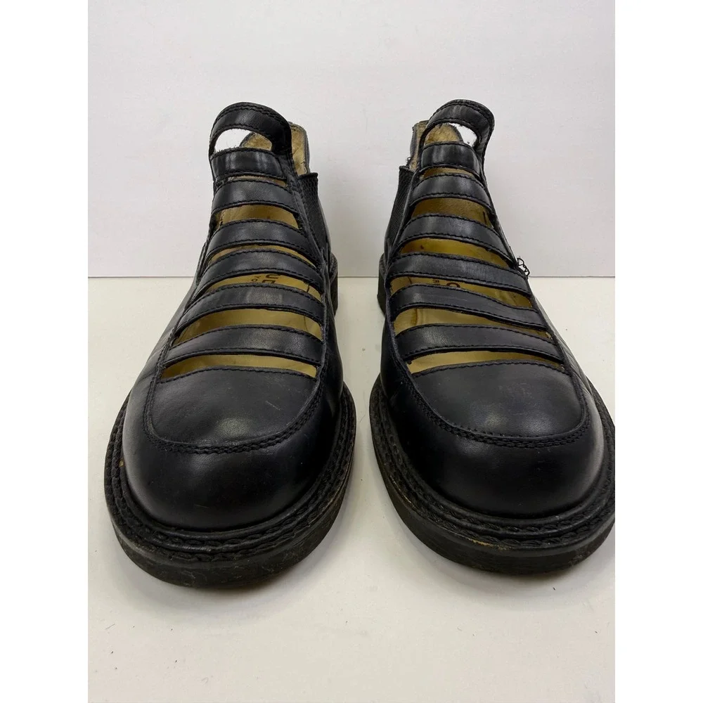 Giraudon New York Black Leather Cage Cutout Lug Sole Shoes Booties Round Toe